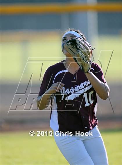 Thumbnail 2 in Mountain View v Desert View (Tucson Badger Invitational) photogallery.