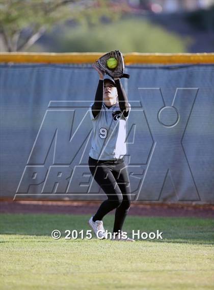 Thumbnail 1 in Mountain View v Desert View (Tucson Badger Invitational) photogallery.