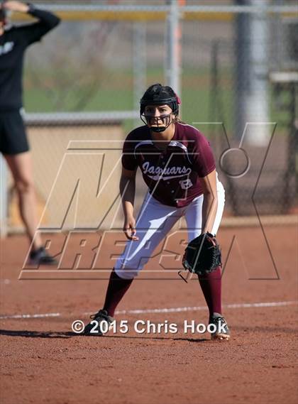 Thumbnail 1 in Mountain View v Desert View (Tucson Badger Invitational) photogallery.