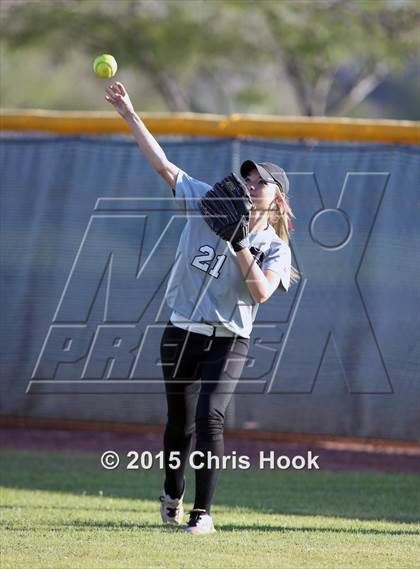 Thumbnail 2 in Mountain View v Desert View (Tucson Badger Invitational) photogallery.