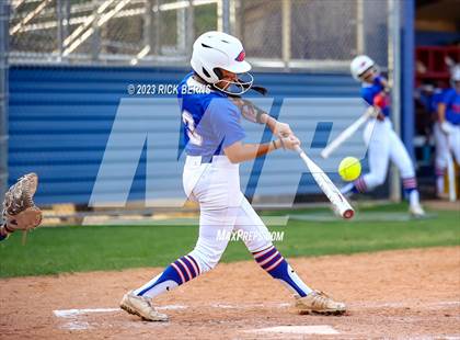 Thumbnail 3 in Grand Oaks @ Oak Ridge photogallery.