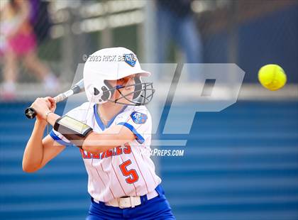 Thumbnail 3 in Grand Oaks @ Oak Ridge photogallery.