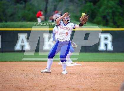 Thumbnail 2 in Grand Oaks @ Oak Ridge photogallery.
