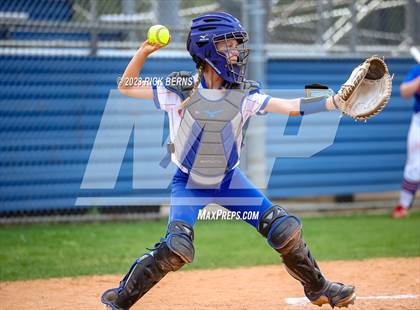 Thumbnail 3 in Grand Oaks @ Oak Ridge photogallery.