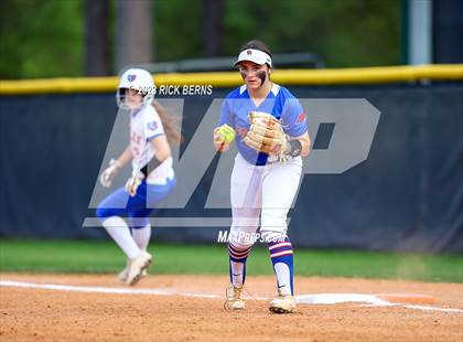 Thumbnail 3 in Grand Oaks @ Oak Ridge photogallery.