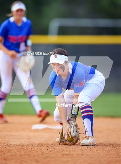 Thumbnail 1 in Grand Oaks @ Oak Ridge photogallery.