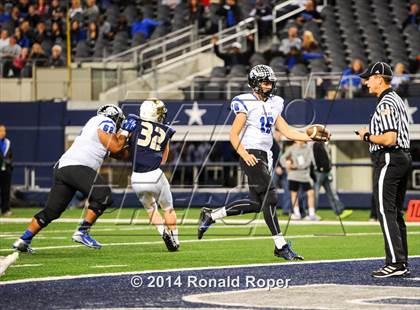 Thumbnail 3 in Keller vs. Plano West (UIL 6A Divion 1 Region 1 Bi-District Playoff) photogallery.