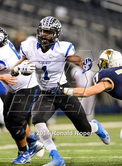 Thumbnail 3 in Keller vs. Plano West (UIL 6A Divion 1 Region 1 Bi-District Playoff) photogallery.