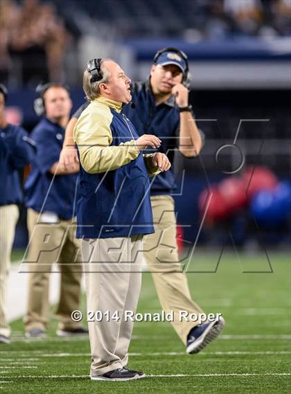 Thumbnail 2 in Keller vs. Plano West (UIL 6A Divion 1 Region 1 Bi-District Playoff) photogallery.