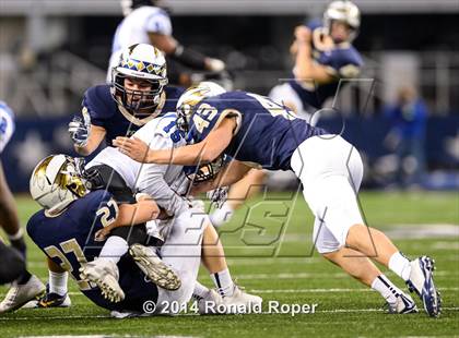 Thumbnail 2 in Keller vs. Plano West (UIL 6A Divion 1 Region 1 Bi-District Playoff) photogallery.