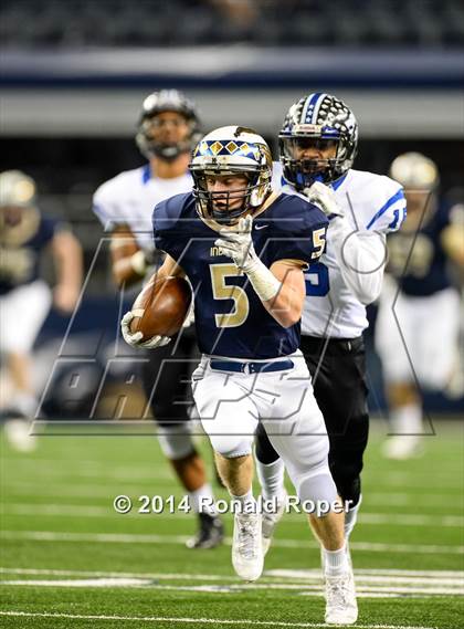 Thumbnail 2 in Keller vs. Plano West (UIL 6A Divion 1 Region 1 Bi-District Playoff) photogallery.
