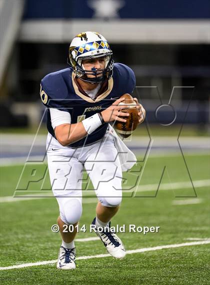 Thumbnail 2 in Keller vs. Plano West (UIL 6A Divion 1 Region 1 Bi-District Playoff) photogallery.