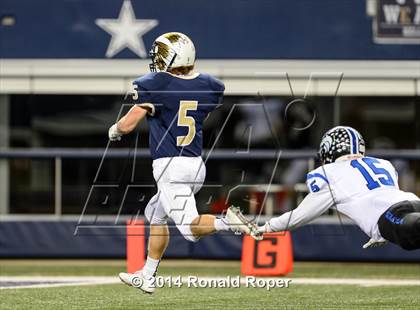 Thumbnail 1 in Keller vs. Plano West (UIL 6A Divion 1 Region 1 Bi-District Playoff) photogallery.