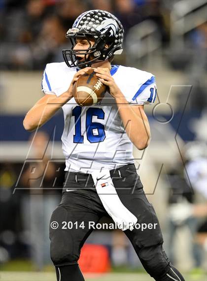 Thumbnail 1 in Keller vs. Plano West (UIL 6A Divion 1 Region 1 Bi-District Playoff) photogallery.