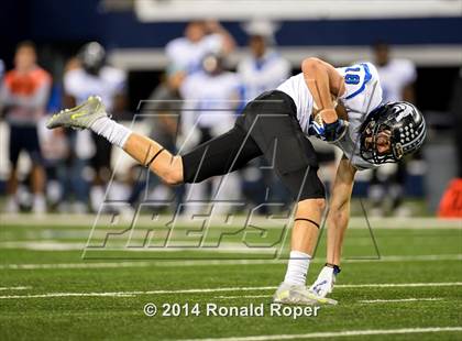 Thumbnail 3 in Keller vs. Plano West (UIL 6A Divion 1 Region 1 Bi-District Playoff) photogallery.