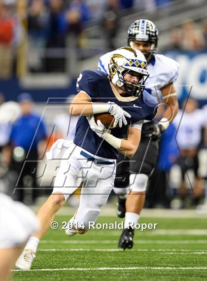 Thumbnail 2 in Keller vs. Plano West (UIL 6A Divion 1 Region 1 Bi-District Playoff) photogallery.