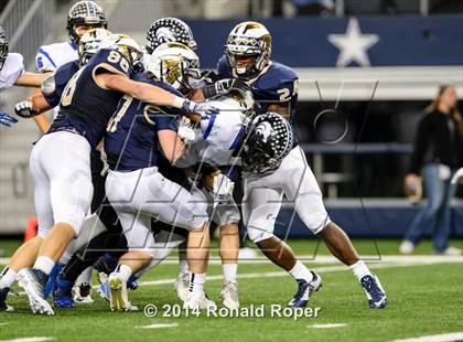 Thumbnail 3 in Keller vs. Plano West (UIL 6A Divion 1 Region 1 Bi-District Playoff) photogallery.