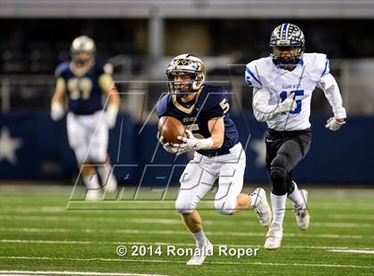 Thumbnail 2 in Keller vs. Plano West (UIL 6A Divion 1 Region 1 Bi-District Playoff) photogallery.
