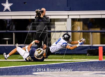 Thumbnail 3 in Keller vs. Plano West (UIL 6A Divion 1 Region 1 Bi-District Playoff) photogallery.