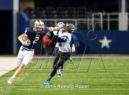 Thumbnail 3 in Keller vs. Plano West (UIL 6A Divion 1 Region 1 Bi-District Playoff) photogallery.