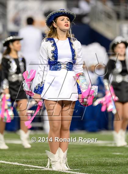 Thumbnail 2 in Keller vs. Plano West (UIL 6A Divion 1 Region 1 Bi-District Playoff) photogallery.