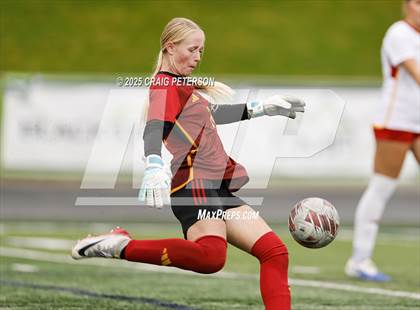 Thumbnail 3 in Ridgeline vs. Mountain View (UHSAA 4A Quarter Final) photogallery.