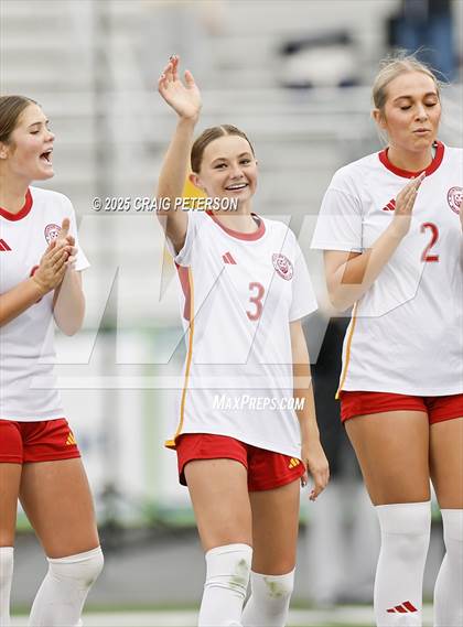 Thumbnail 2 in Ridgeline vs. Mountain View (UHSAA 4A Quarter Final) photogallery.