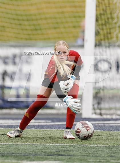 Thumbnail 3 in Ridgeline vs. Mountain View (UHSAA 4A Quarter Final) photogallery.