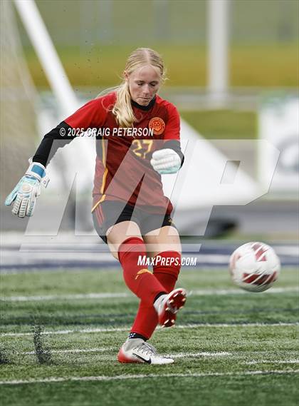 Thumbnail 1 in Ridgeline vs. Mountain View (UHSAA 4A Quarter Final) photogallery.