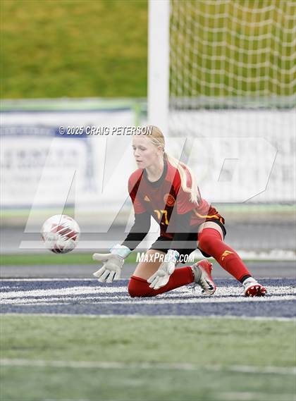 Thumbnail 2 in Ridgeline vs. Mountain View (UHSAA 4A Quarter Final) photogallery.
