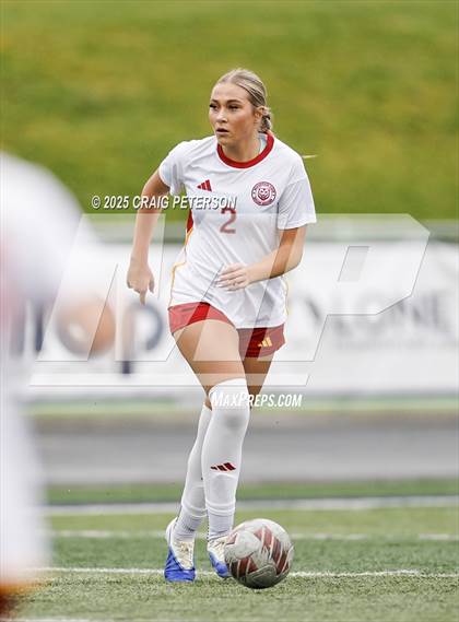 Thumbnail 2 in Ridgeline vs. Mountain View (UHSAA 4A Quarter Final) photogallery.