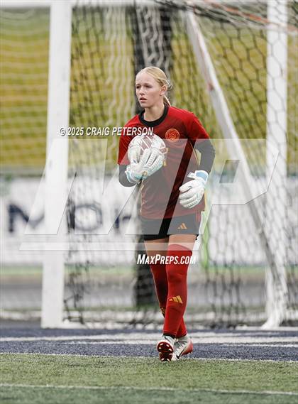 Thumbnail 2 in Ridgeline vs. Mountain View (UHSAA 4A Quarter Final) photogallery.