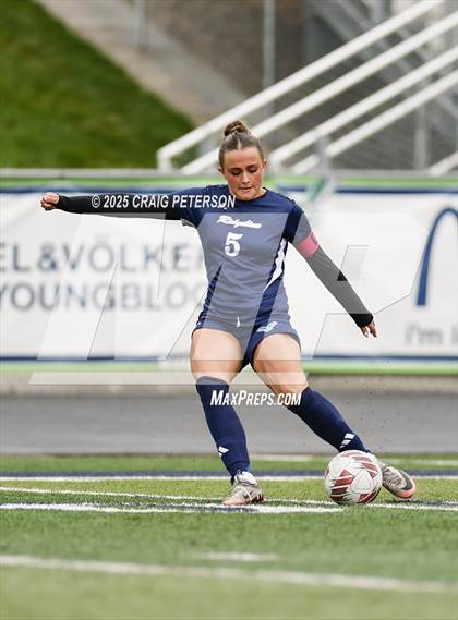 Thumbnail 2 in Ridgeline vs. Mountain View (UHSAA 4A Quarter Final) photogallery.