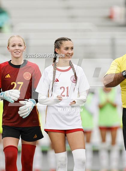 Thumbnail 2 in Ridgeline vs. Mountain View (UHSAA 4A Quarter Final) photogallery.