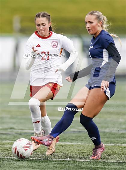Thumbnail 2 in Ridgeline vs. Mountain View (UHSAA 4A Quarter Final) photogallery.