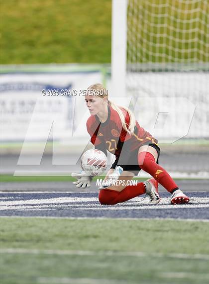 Thumbnail 3 in Ridgeline vs. Mountain View (UHSAA 4A Quarter Final) photogallery.