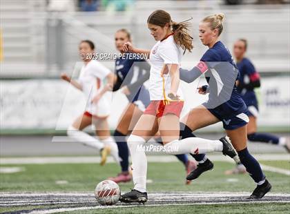 Thumbnail 1 in Ridgeline vs. Mountain View (UHSAA 4A Quarter Final) photogallery.