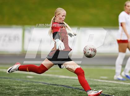 Thumbnail 2 in Ridgeline vs. Mountain View (UHSAA 4A Quarter Final) photogallery.