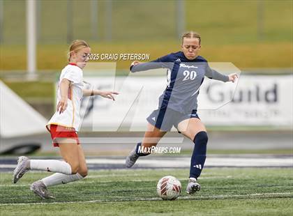 Thumbnail 1 in Ridgeline vs. Mountain View (UHSAA 4A Quarter Final) photogallery.
