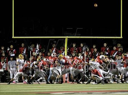 Thumbnail 3 in Archbishop Moeller @ Colerain photogallery.