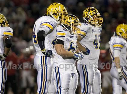 Thumbnail 2 in Archbishop Moeller @ Colerain photogallery.