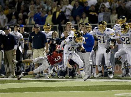 Thumbnail 3 in Archbishop Moeller @ Colerain photogallery.