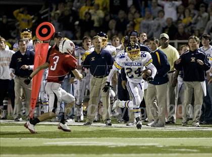 Thumbnail 3 in Archbishop Moeller @ Colerain photogallery.