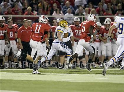 Thumbnail 3 in Archbishop Moeller @ Colerain photogallery.