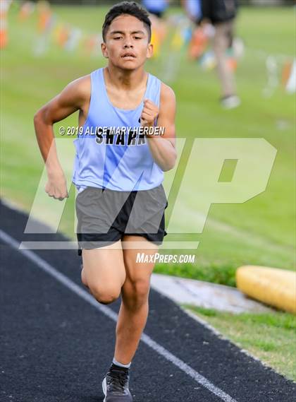 Thumbnail 1 in Hernando Invitational  photogallery.