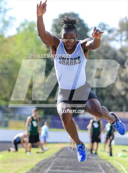 Thumbnail 2 in Hernando Invitational  photogallery.