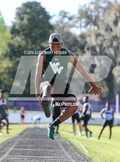 Thumbnail 2 in Hernando Invitational  photogallery.