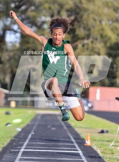 Thumbnail 1 in Hernando Invitational  photogallery.