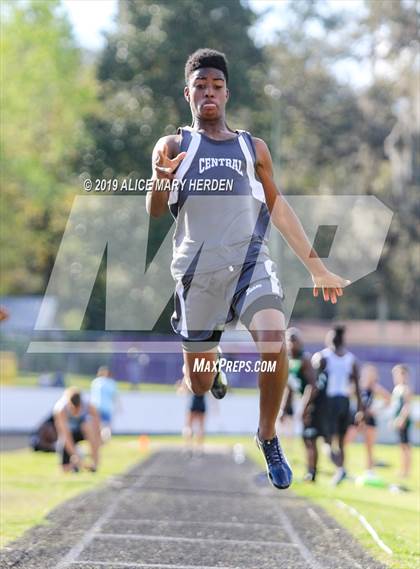 Thumbnail 2 in Hernando Invitational  photogallery.