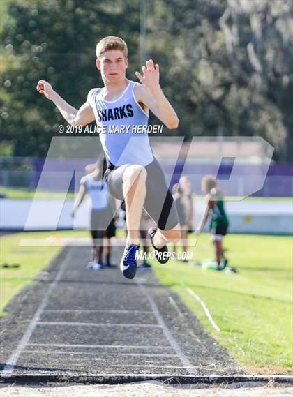 Thumbnail 1 in Hernando Invitational  photogallery.